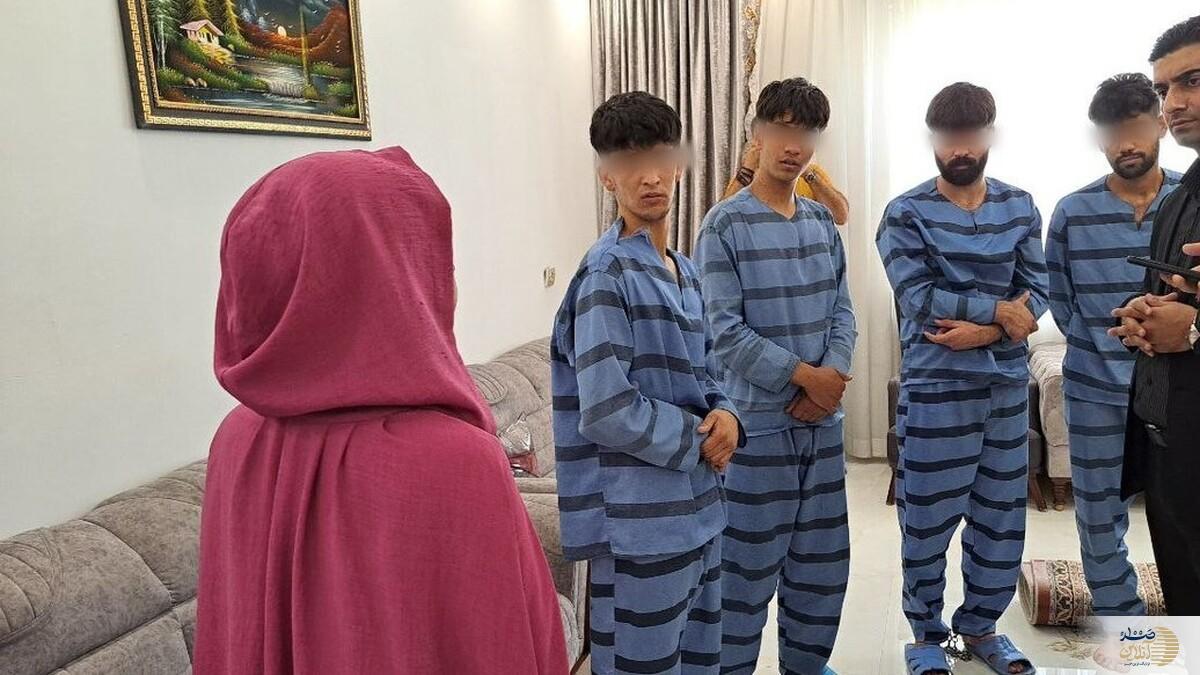 عکس/ رویارویی دومین قربانی با ۴ متهم/  افشای جزئیات شوک‌آور در خانهٔ شیطان!