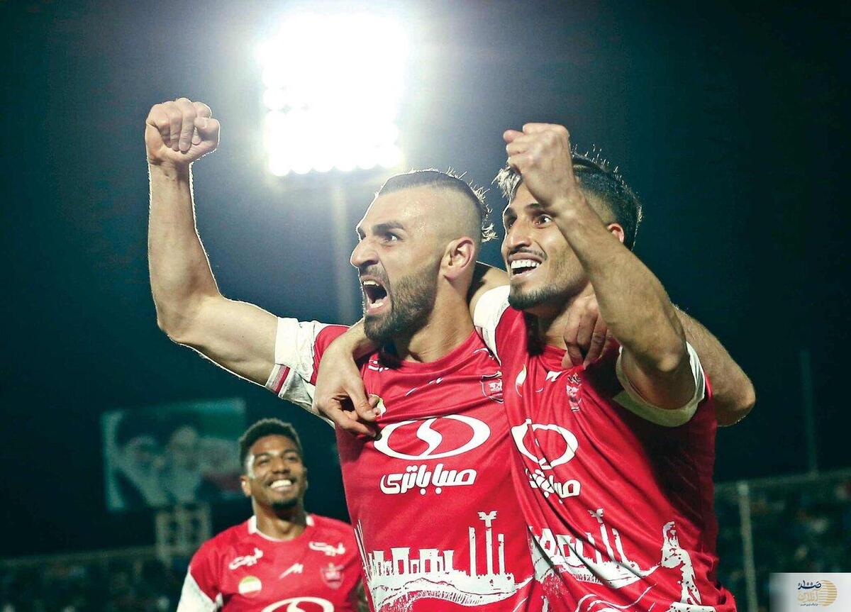 کدام بازیکن پرسپولیس با ادا و اطوارهایش سوژه شد؟
