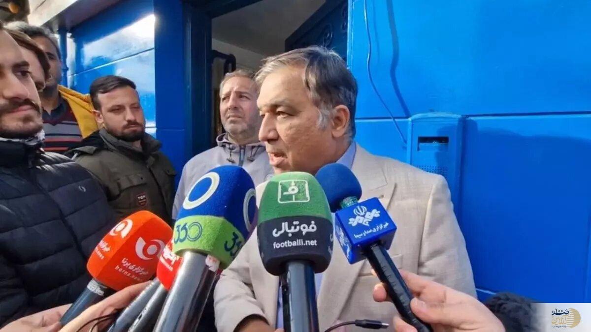 تاجرنیا: اختیار نقل‌ و انتقالات با من نیست/ پول ۶ میلیون دلاری هم نداریم!