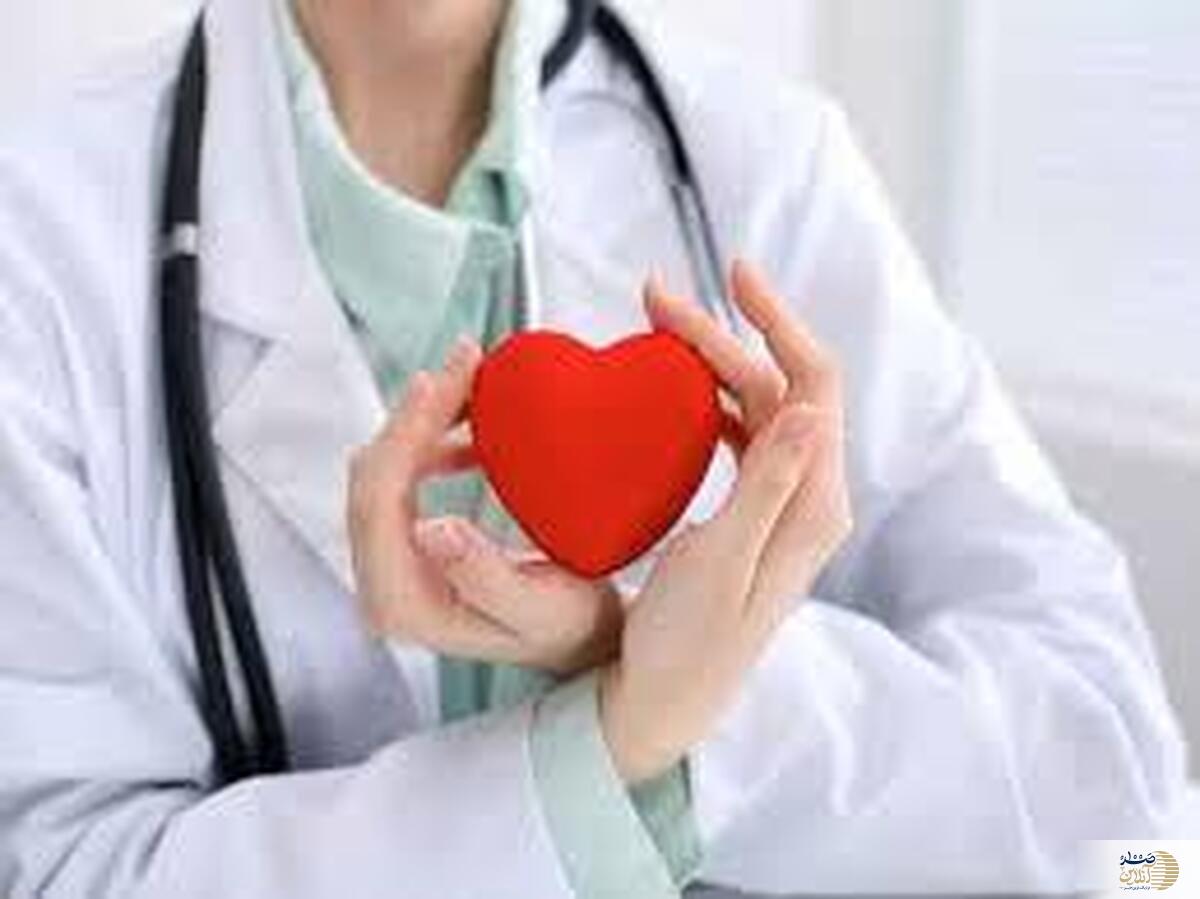 هر تپشِ غیرعادی قلب/  یک پیام اورژانسی است!