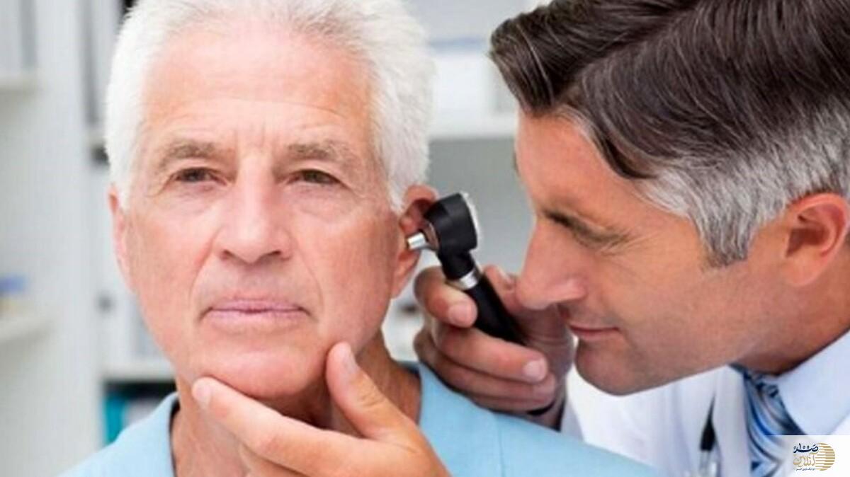 صدای دنیا کم شده؟ نشانه‌ های که می‌گوید وقت مراجعه به شنوایی‌سنجی است