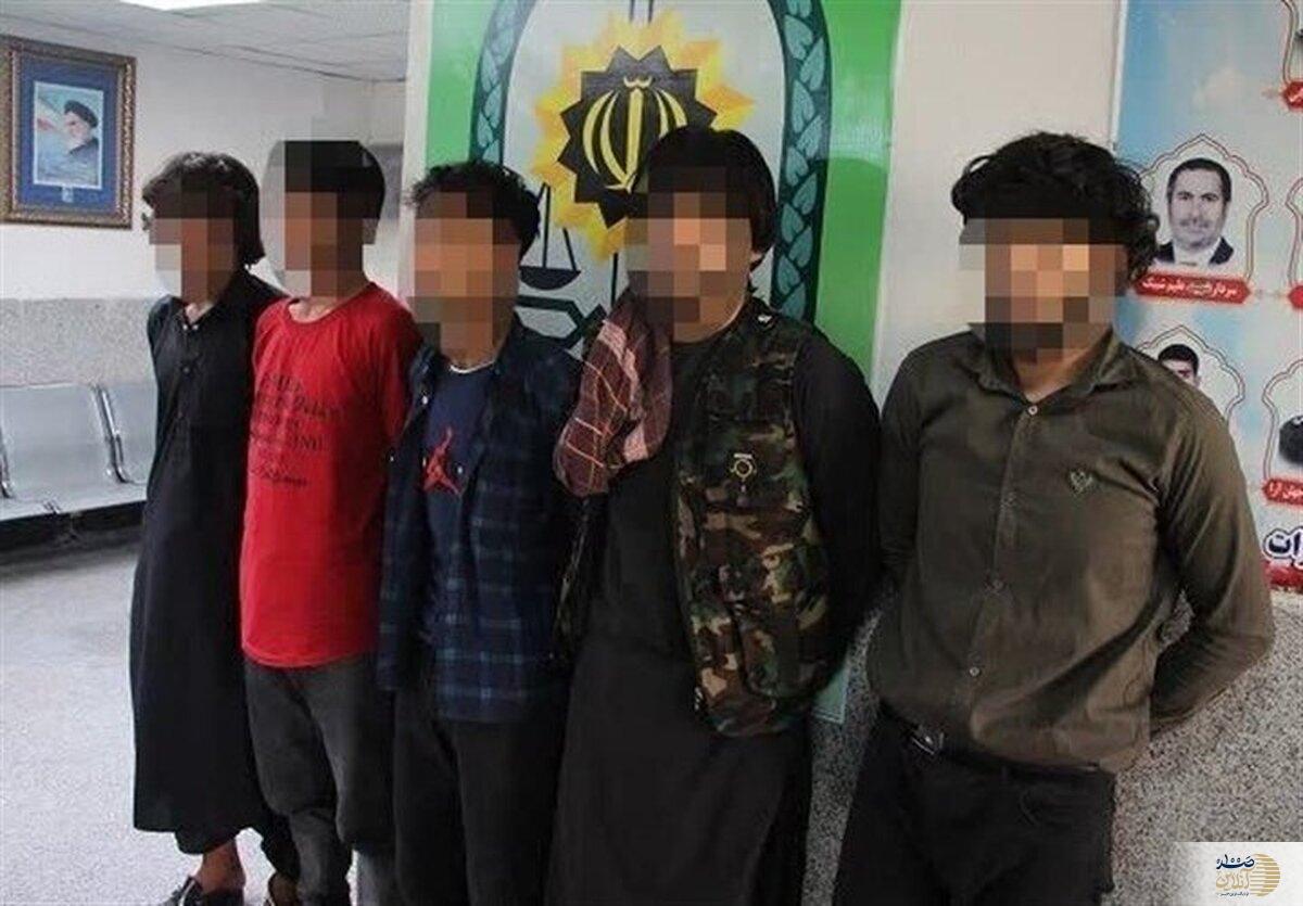 اتباع غیرمجاز در یکی از روستاهای زنجان دستگیر شدند