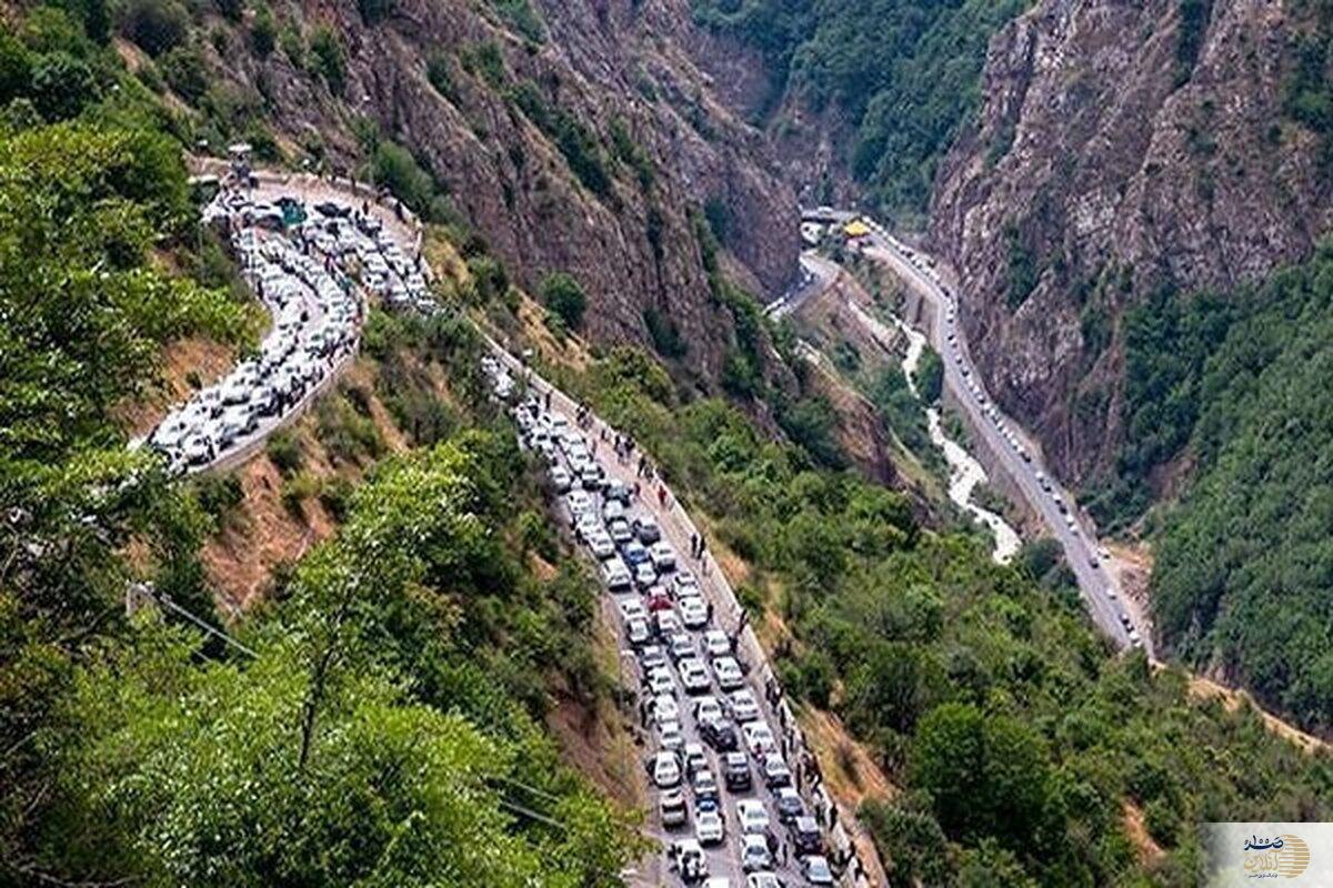 ترافیک کلافه کننده جاده‌های شمالی/ مسافران بخوانند