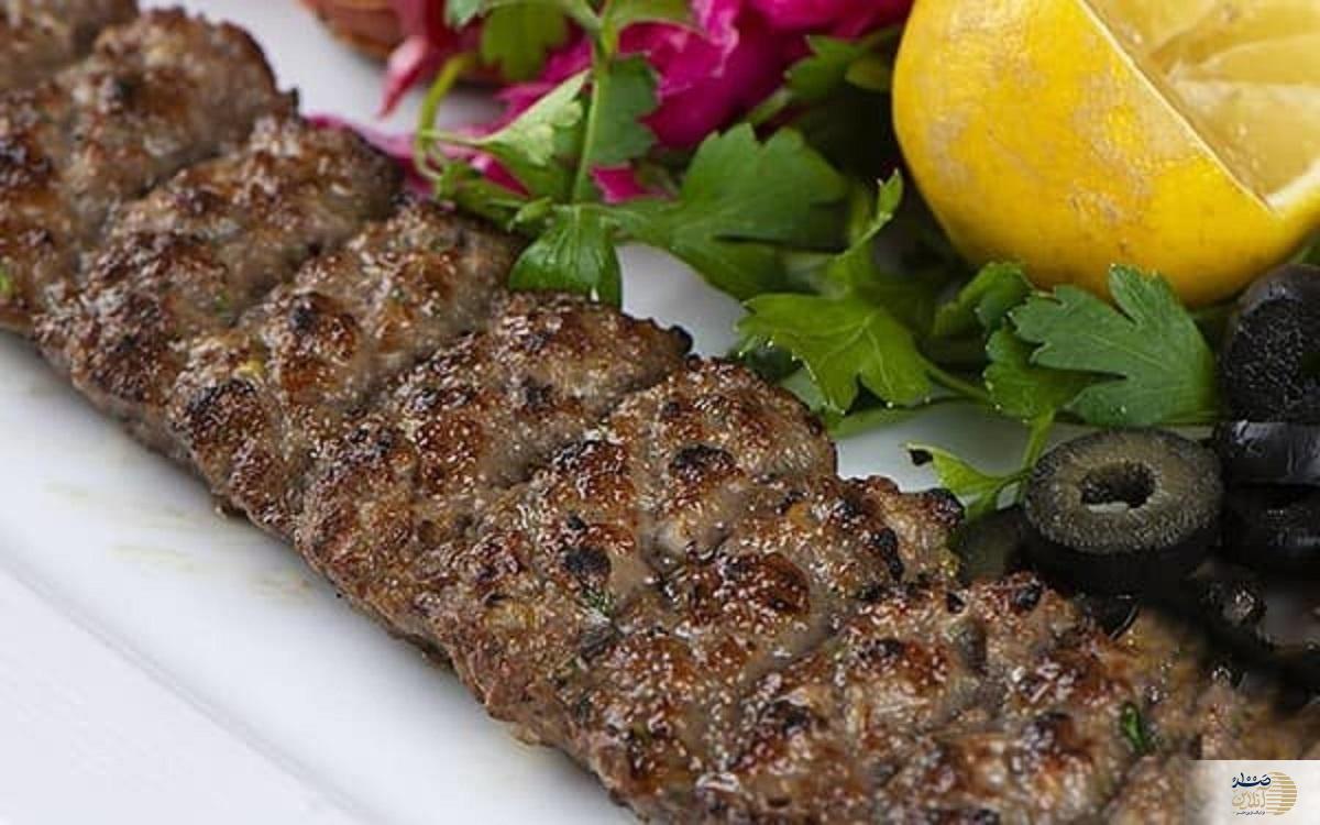 در این روزهای گرم از خوردن این غذاها دست بکشید