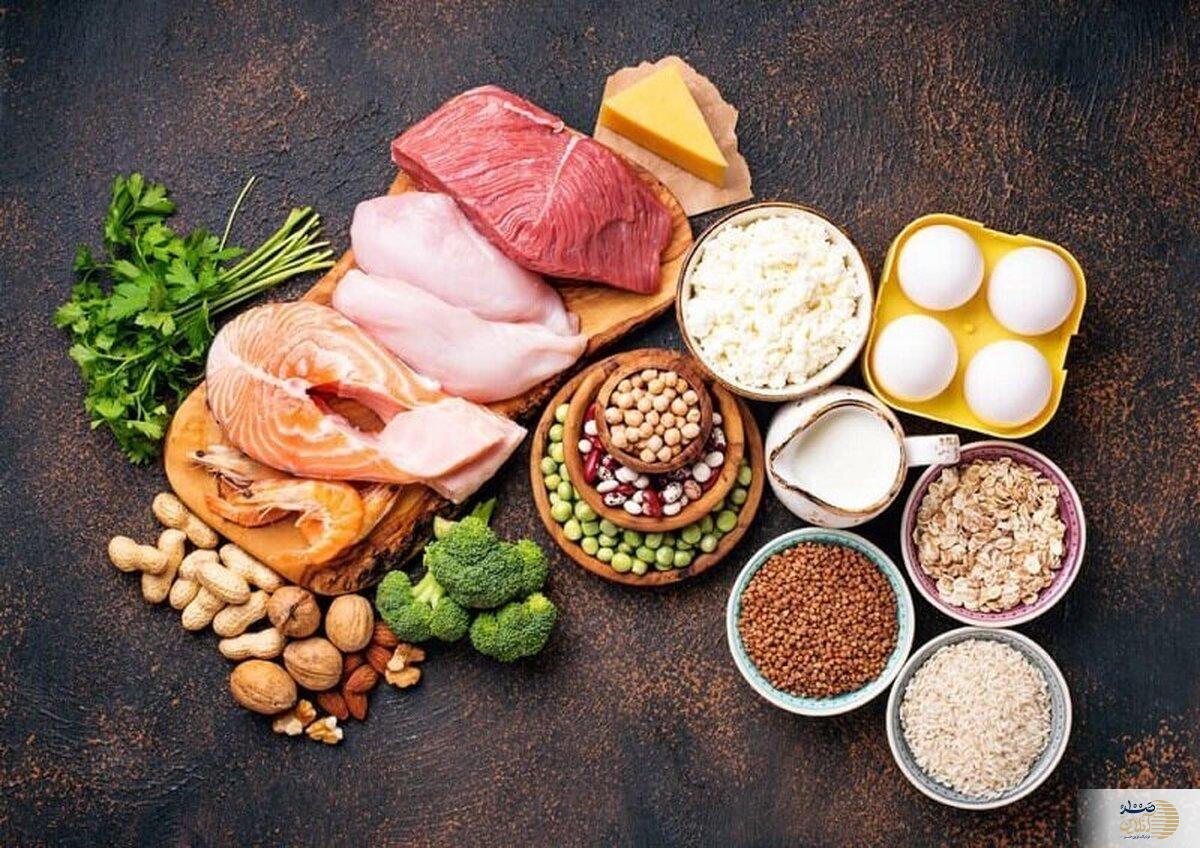 پس از ۴۰ سالگی با این غذاها چربی بدن را ضربه فنی کنید