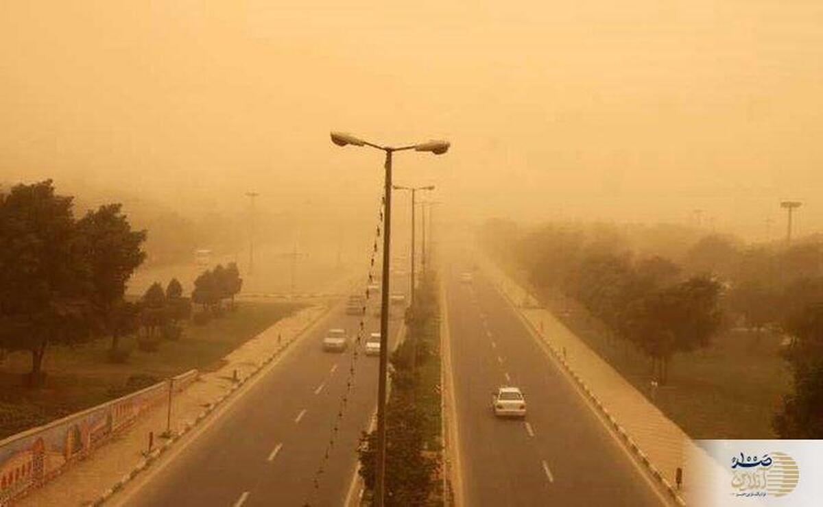 بادهای شدید و گردوخاک در شرق ایران/ هلال احمر نسبت به خطرات هشدار داد