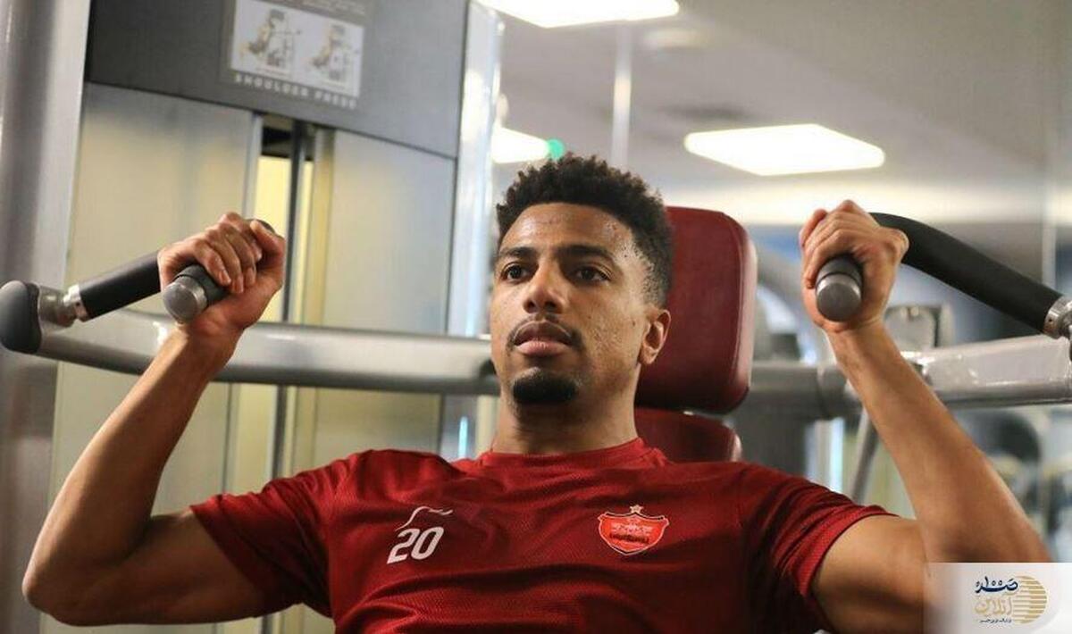 یحیی به‌دنبال جذب مهاجم و وینگر خارجی پرسپولیس برای فولاد