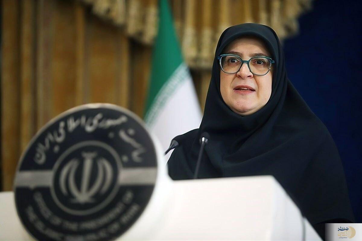 سخنگوی دولت: زنان می‌توانند گواهینامه موتورسیکلت بگیرند