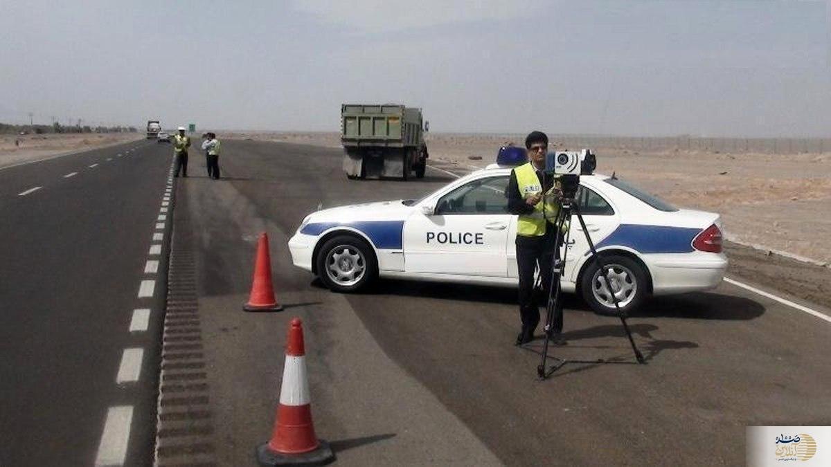 کامیونی با  ۹۰ میلیون تومان خلافی توقیف شد
