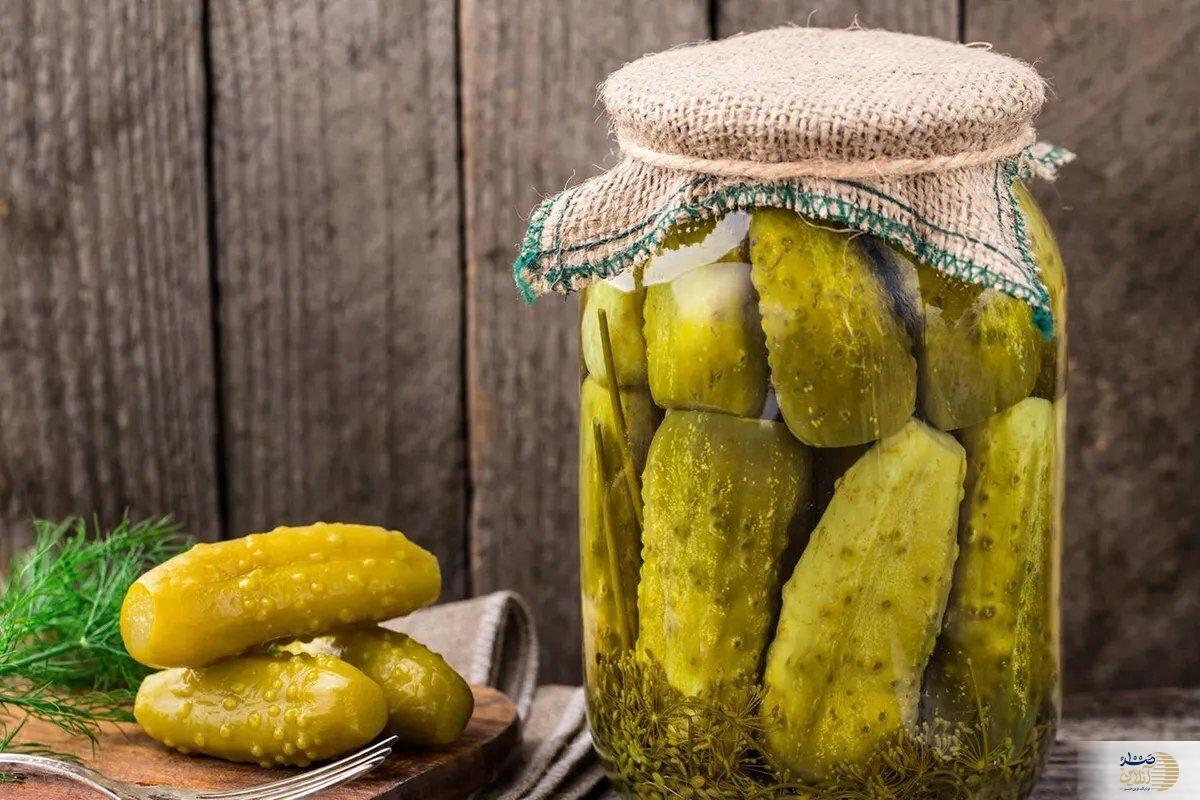 لایه سفید رنگ روی خیارشورهای فله ای تهدیدی برای سلامتی است؟