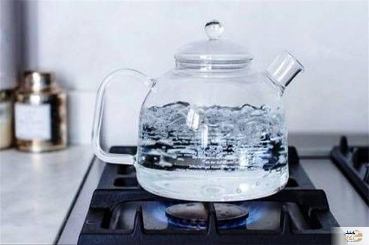 خطرات پنهان جوشاندن مجدد آب برای تهیه چای