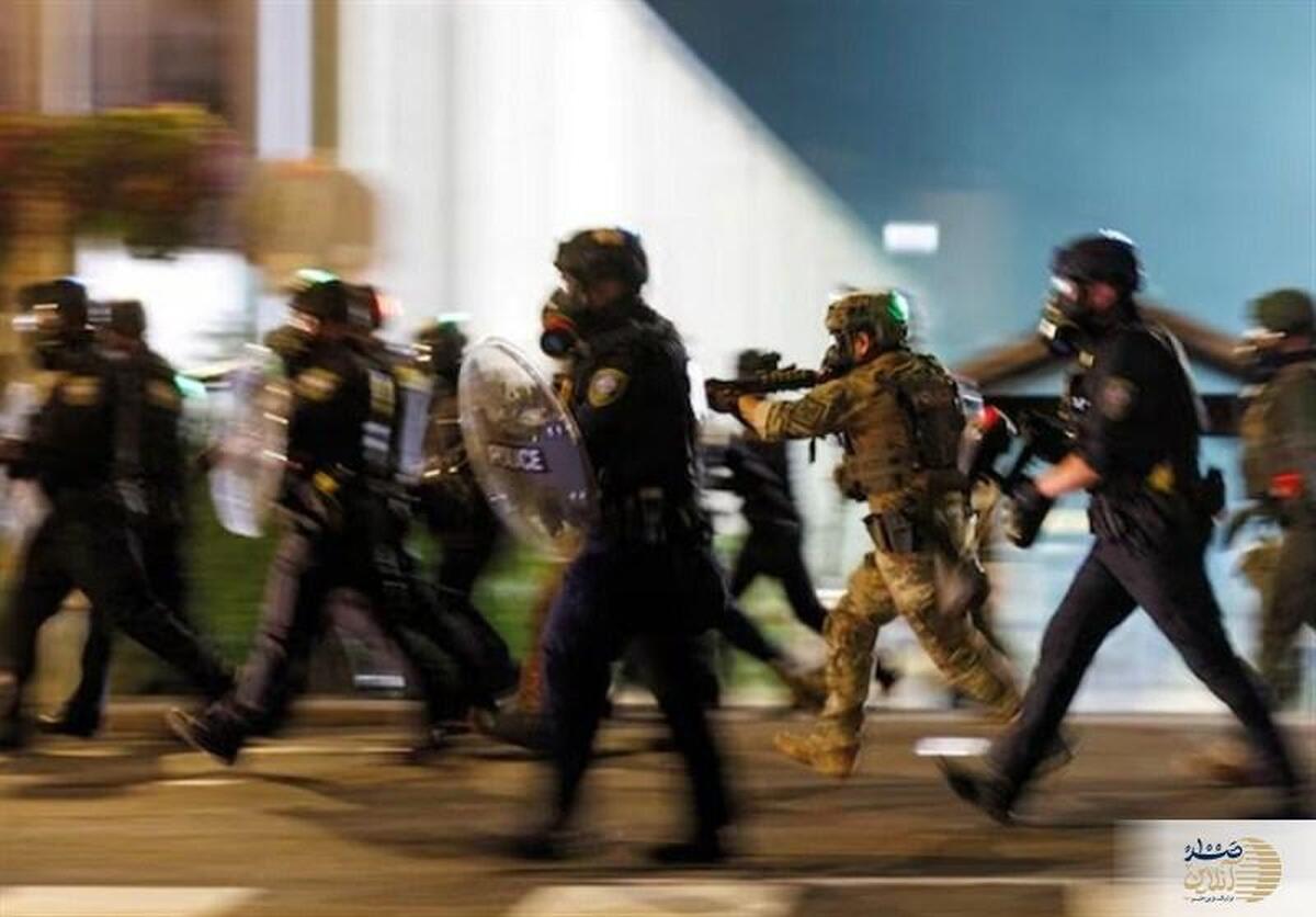 جنگ با «تروریست‌های داخلی»  ارتش آمریکا در پورتلند مستقر می‌شود