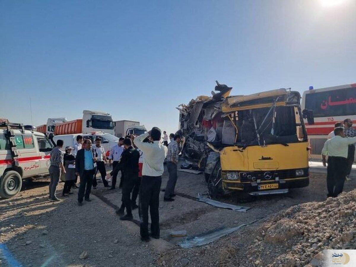 علت تصادف اتوبوس دانشجویان سمنانی مشخص شد