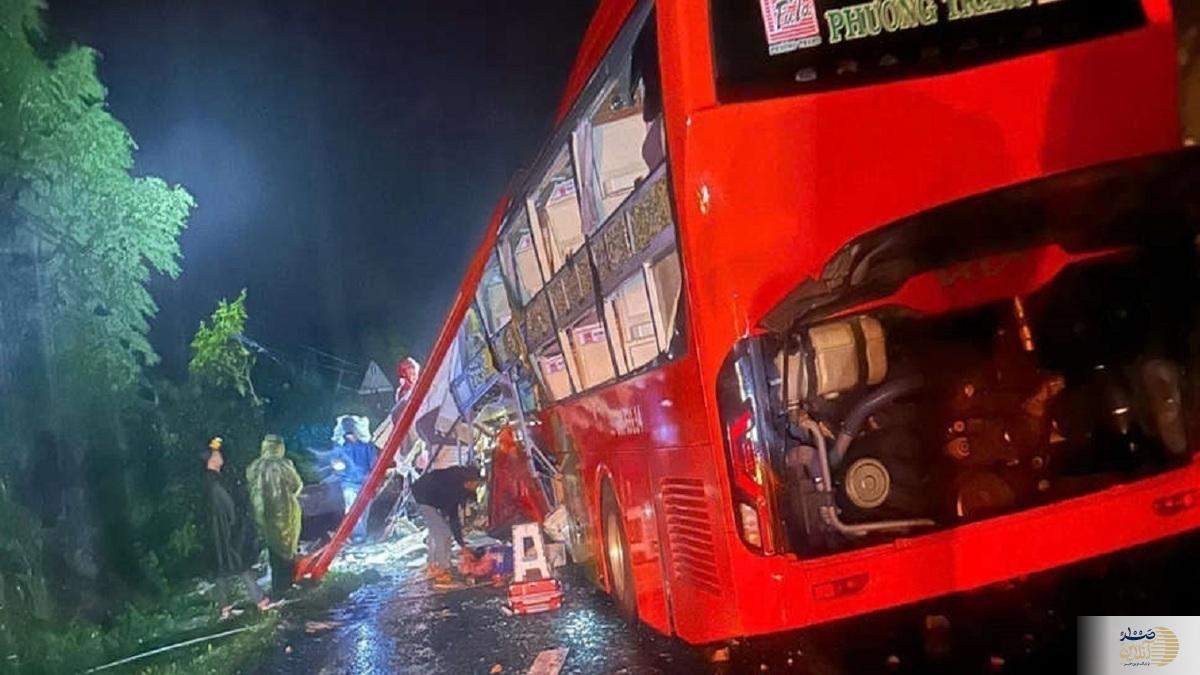 رانش زمین در این کشور جان ۶ مسافر اتوبوس را گرفت