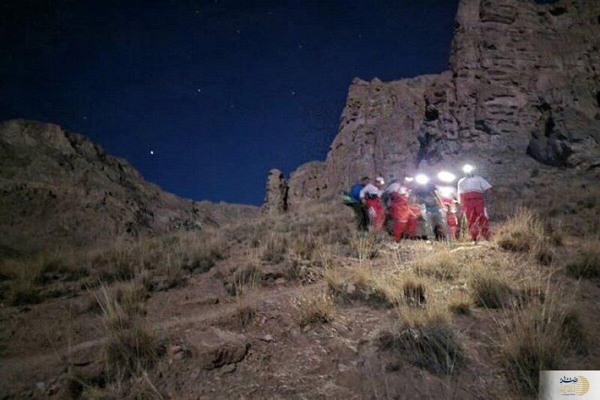چهار ساعت جستجو برای ۳۳ کوهنورد مفقودی ارتفاعات امامزاده هاشم