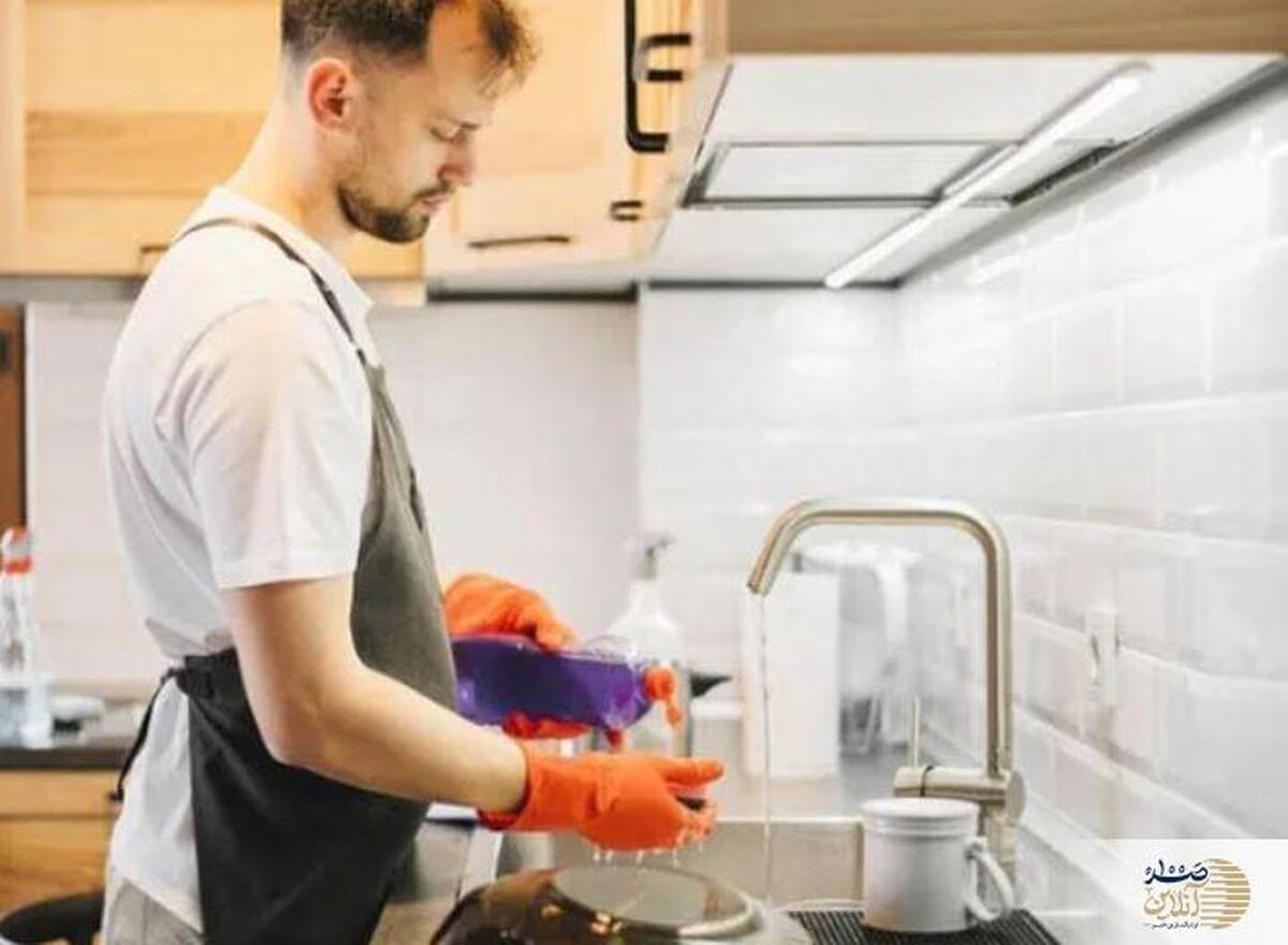 حکم شستن ظروف کثیف در شب چیست؟