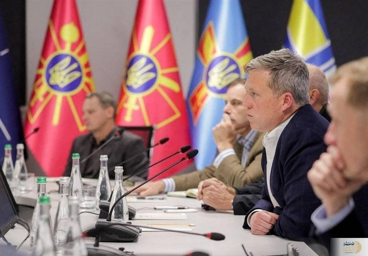 اظهار نظر جنجالی وزیر ارتش آمریکا  روند اوضاع به نفع کی‌یف نیست