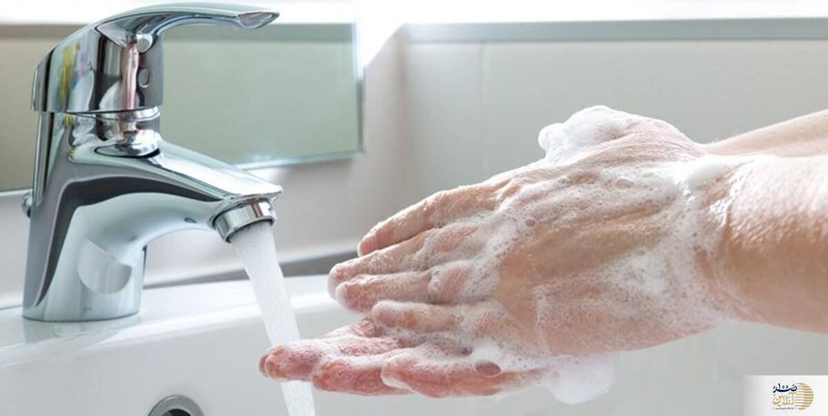 حقیقتی که نباید نادیده بگیرید  به این دلیل مهم دست‌هایتان را حتما بعد از دستشویی بشویید!