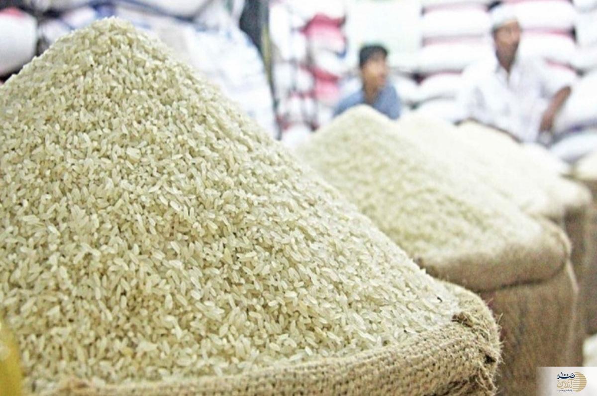 ببینید/ سرقت عجیب ۵۰ تن برنج در اتوبان