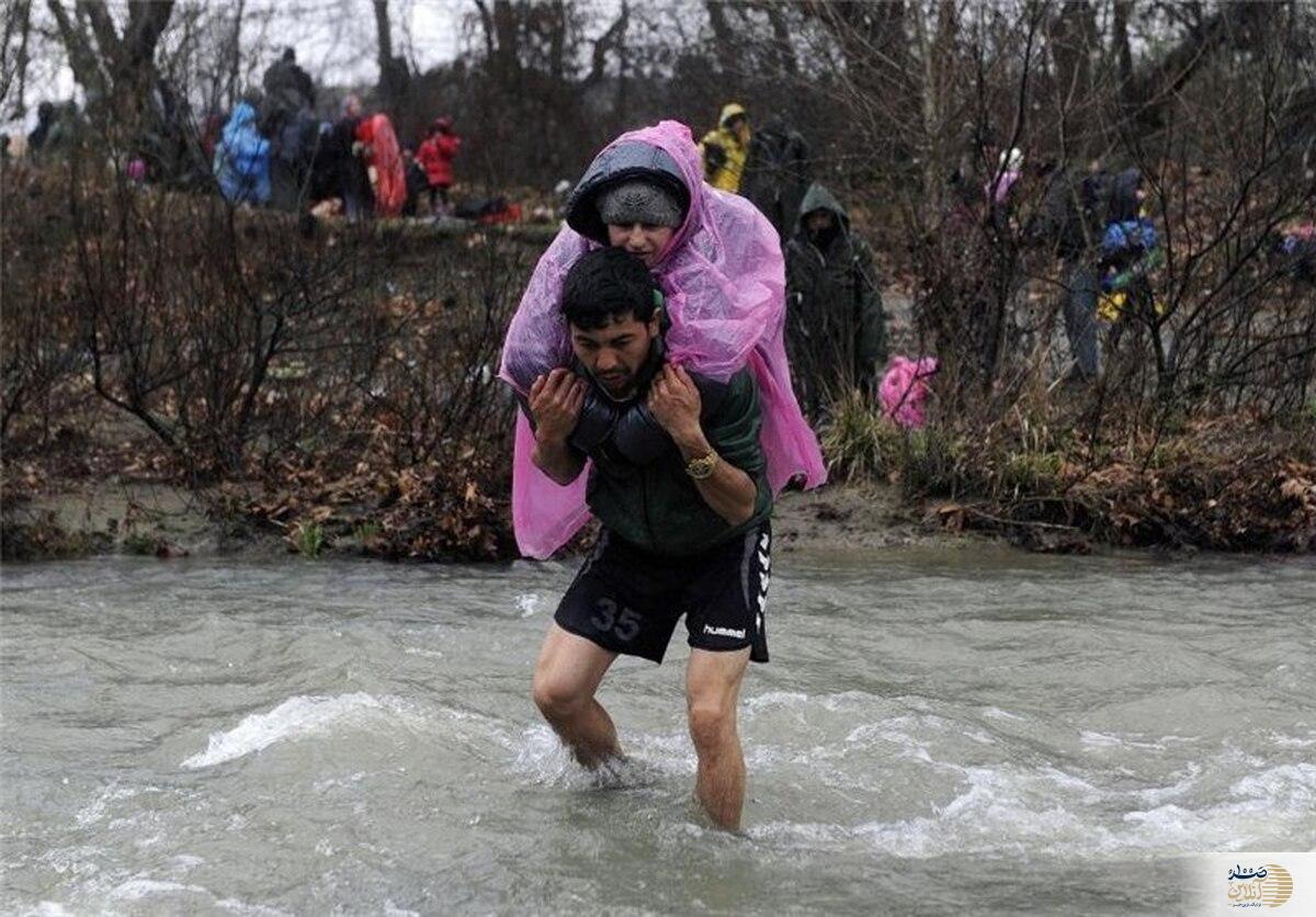 در آرزوی خوشبختی ۱۸ مهاجر را در سواحل یونان به کام مرگ کشاند
