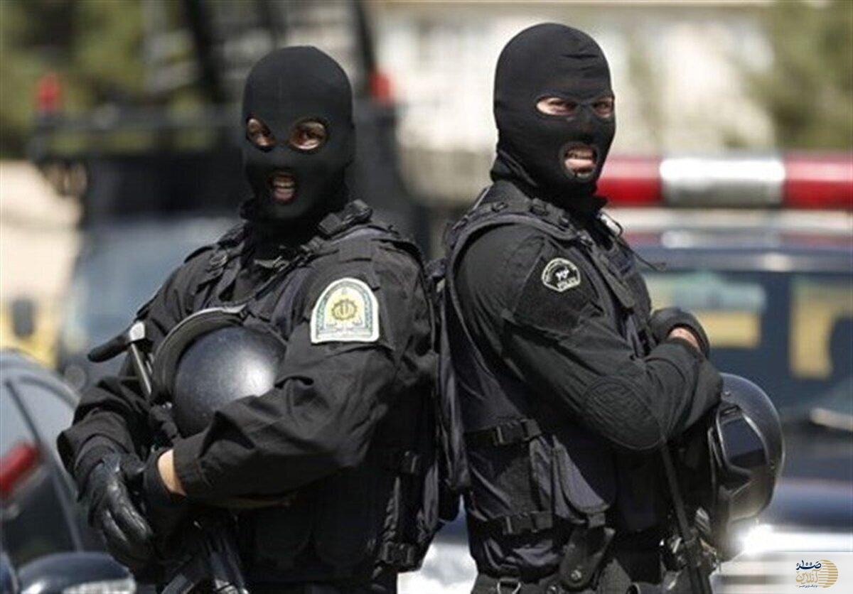 ببینید/ لحظه عجیب مواجهه نیروهای نظامی با خبر سقوط رئیس‌جمهور