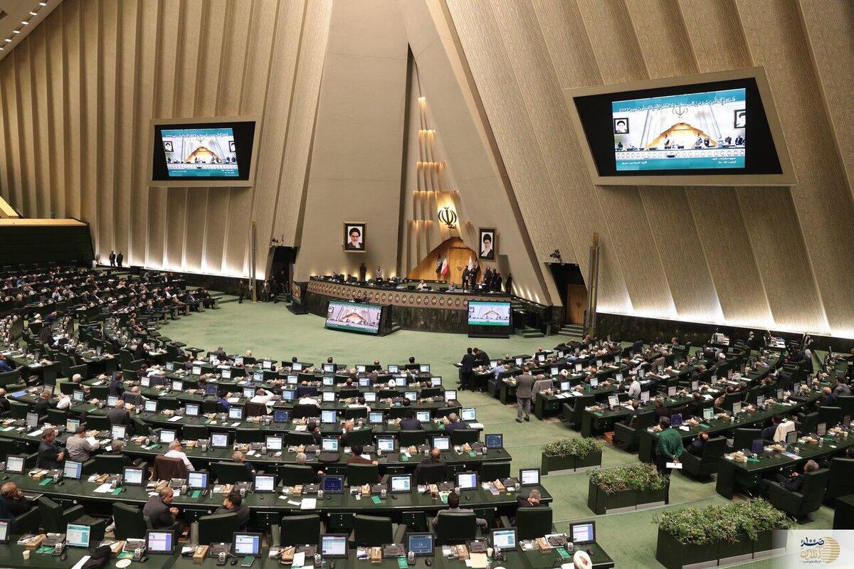 مجلس به معیشت توجه کند یا به حجاب؟ اولویت واقعی از نگاه یک تحلیل منصفانه