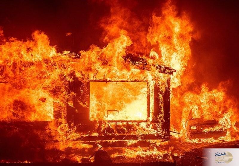 ببینید/ لحظه انفجار مهیب در مقر نظامی پیشاور