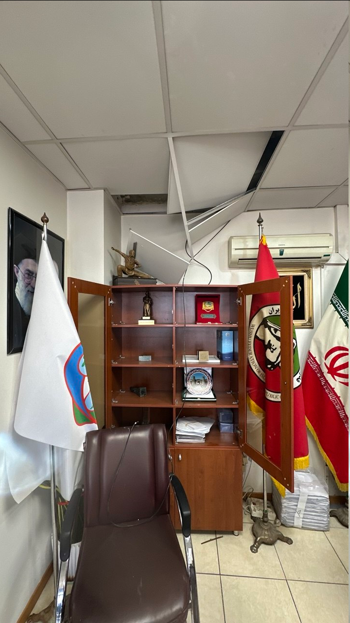 جنجال جدید خواهران منصوریان خودزنی مقابل چشم ناظران و حمله به فدراسیون ووشو جنجال جدید خواهران منصوریان خودزنی مقابل چشم ناظران و حمله به فدراسیون ووشو