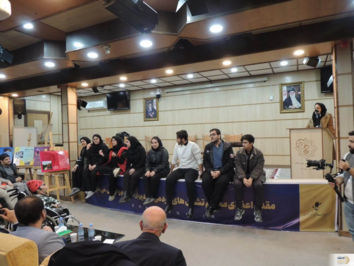 اجرای کنشگری دانش آموزی در مراسم اختتامیه نمایشگاه دستاوردهای سمن‌های شهر تهران