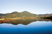 همنشینی دریا، جنگل و جلگه در این روستای زیبای گیلان