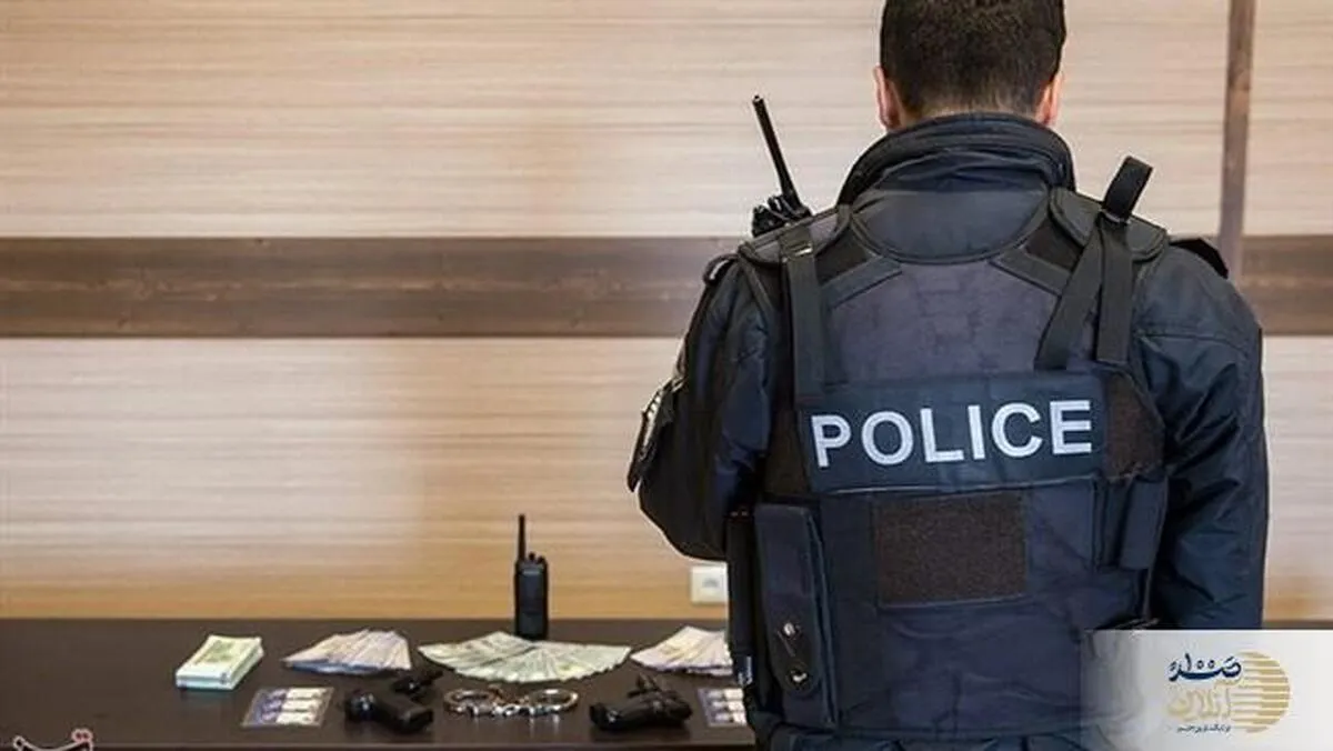 اخاذی پدر و پسری در مشهد با لباس پلیس