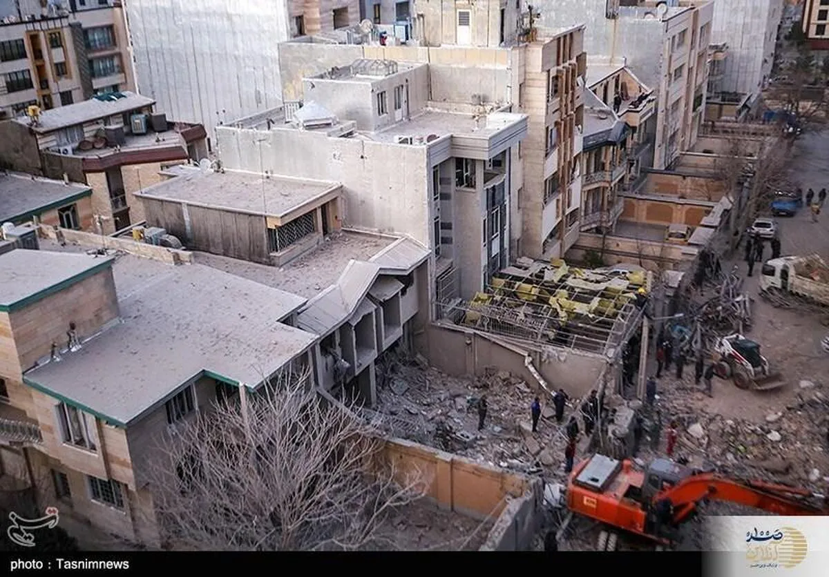 نجات باورنکردنی دو هموطن از زیر آوارهای حملات هوایی دشمن