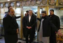 ببینید| گردش عراقچی در خیابان‌های افغانستان سوژه شد!