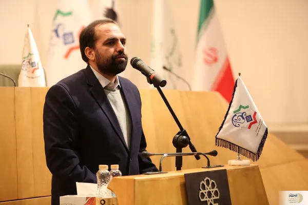 نشست تشکل&zwnj;های مردمی شهر تهران که با شعار تشکل&zwnj;های مردمی، حامی شهر تهران در مرکز پژوهش&zwnj;های مجلس