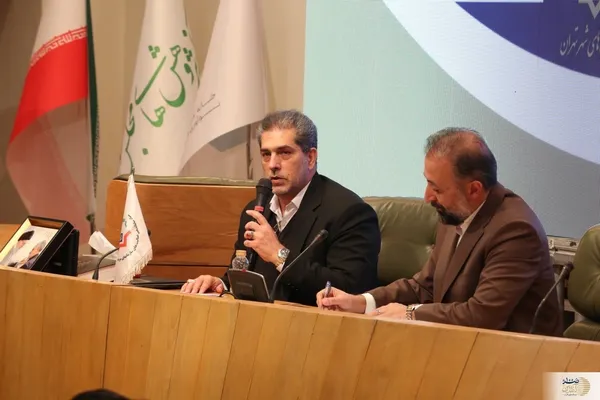 نشست تشکل&zwnj;های مردمی شهر تهران که با شعار تشکل&zwnj;های مردمی، حامی شهر تهران در مرکز پژوهش&zwnj;های مجلس