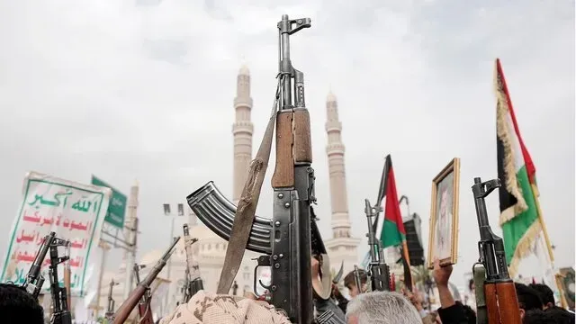 شب پرالتهاب منطقه آغاز شد؛ از انفجار در قشم تا خشم ترامپ در واشنگتن و انفجار در افغانستان و استقرار نظامی در مرز عراق