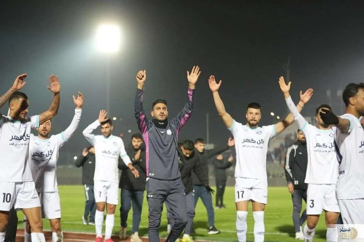 پاداش لاکچری به بازیکنان گل گهر
