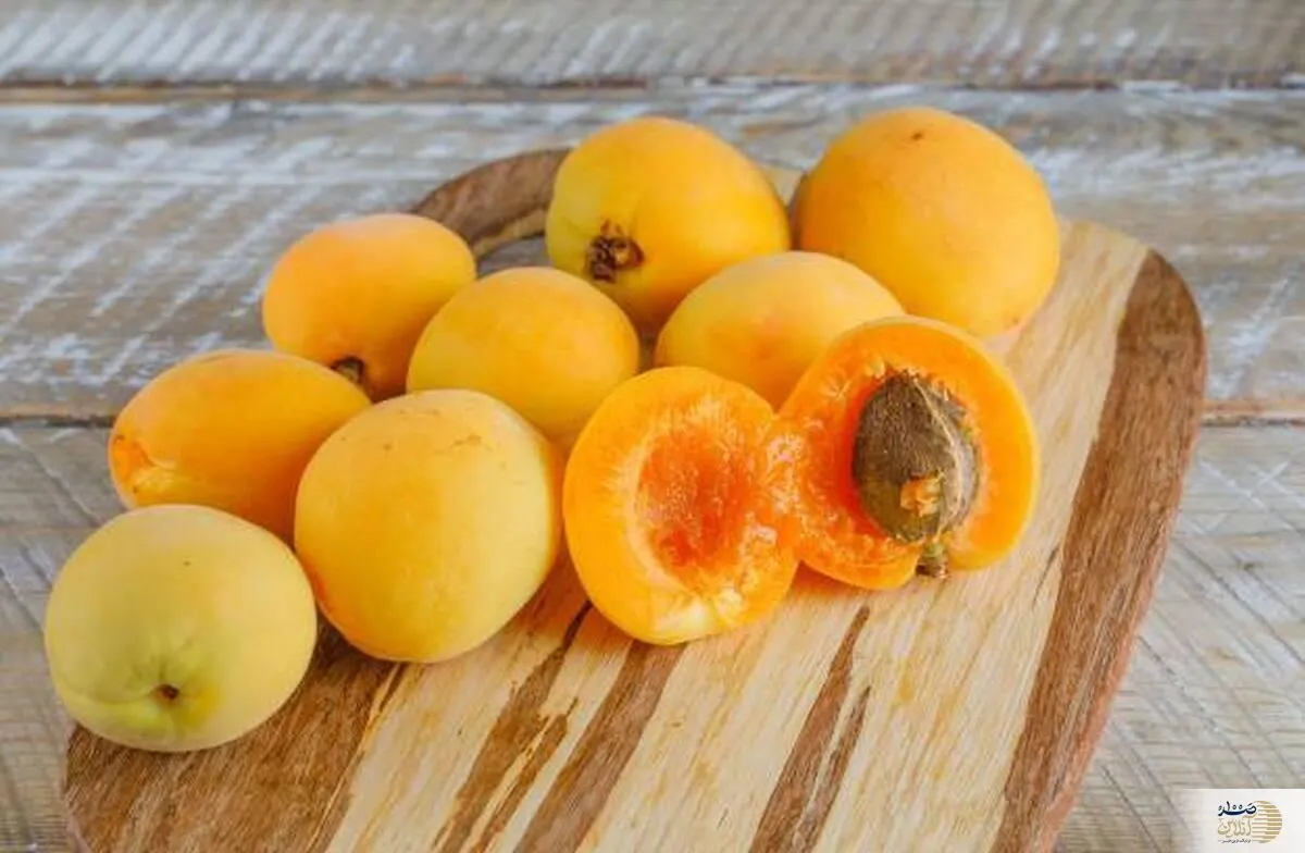 مضرات خوردن مغز هسته “زردآلو”