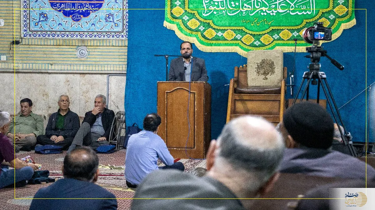 عطر بندگی در قلب منطقه ۱۴؛ آیین پیشواز ماه رمضان با حضور سید احمد علوی عضو شورای شهر در مسجد امام حسن مجتبی(ع)