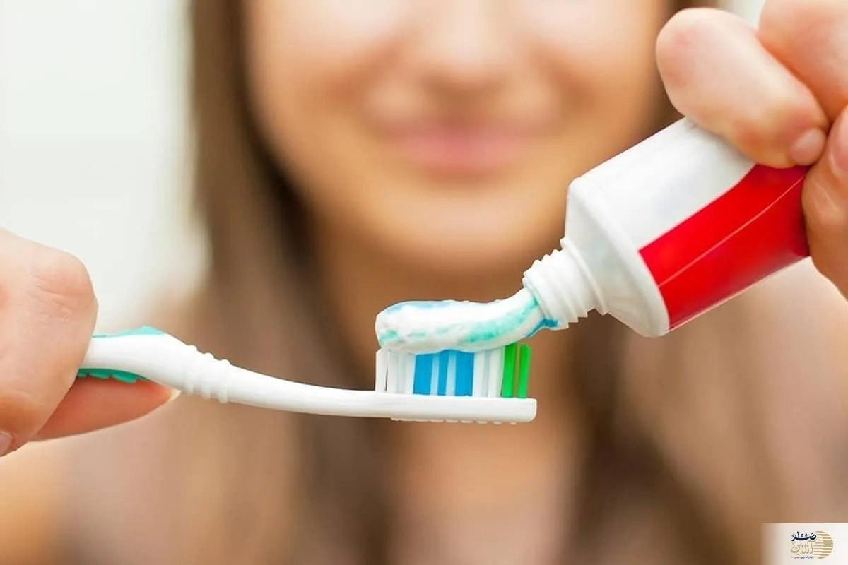 چه نوع خمیردندانی استفاده کنیم؟