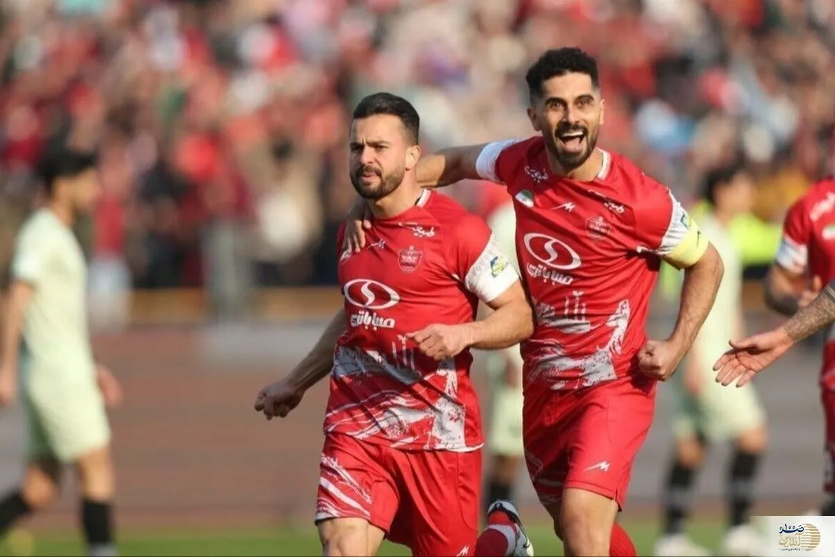 در رختکن پرسپولیس چه خبر بود؟