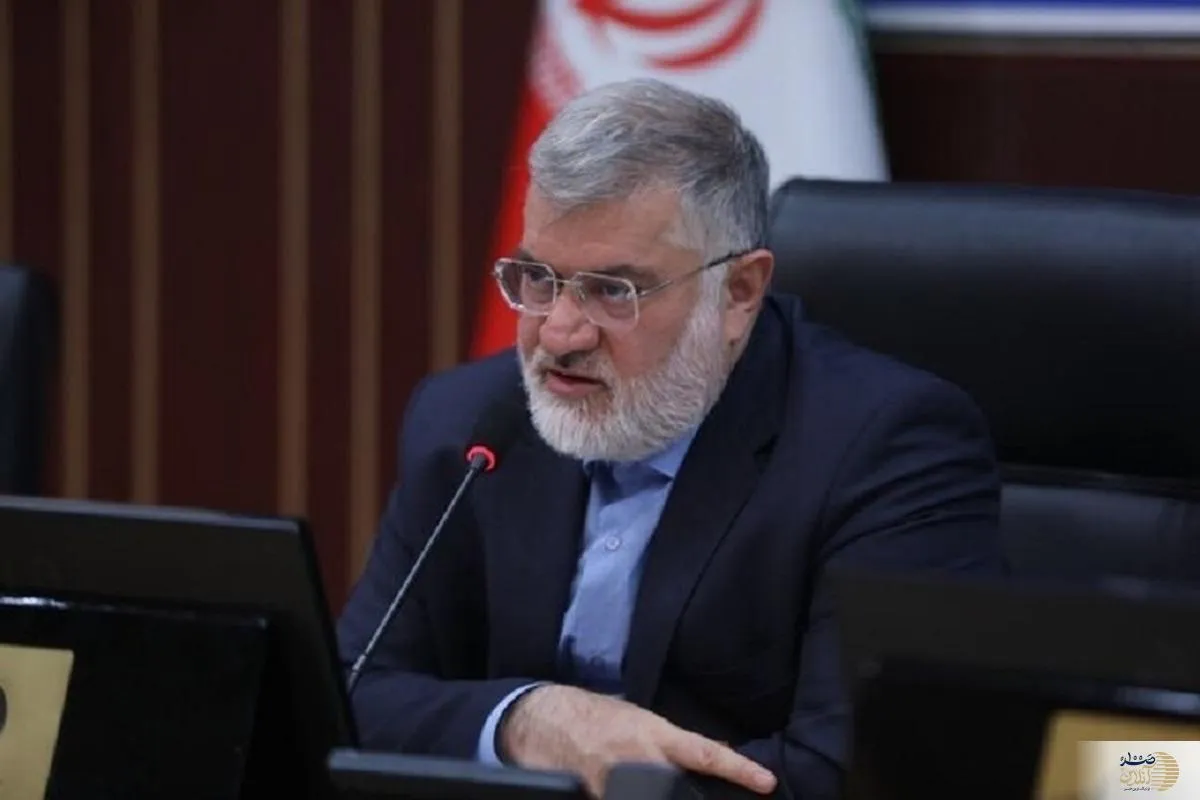 استاندار تهران از مردم خواست در مصرف بنزین صرفه‌جویی کنند