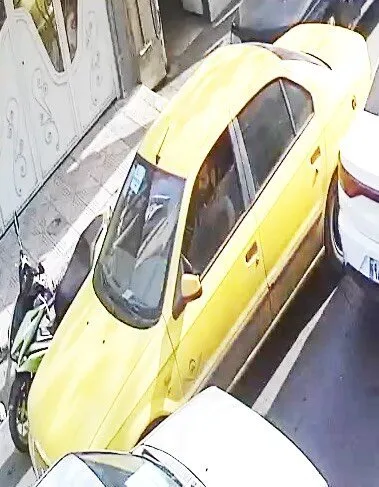 سرقتهای خشن از مسافران تاکسی؛ متهم را شناسایی کنید(+عکس) سرقتهای خشن از مسافران تاکسی؛ متهم را شناسایی کنید(+عکس)