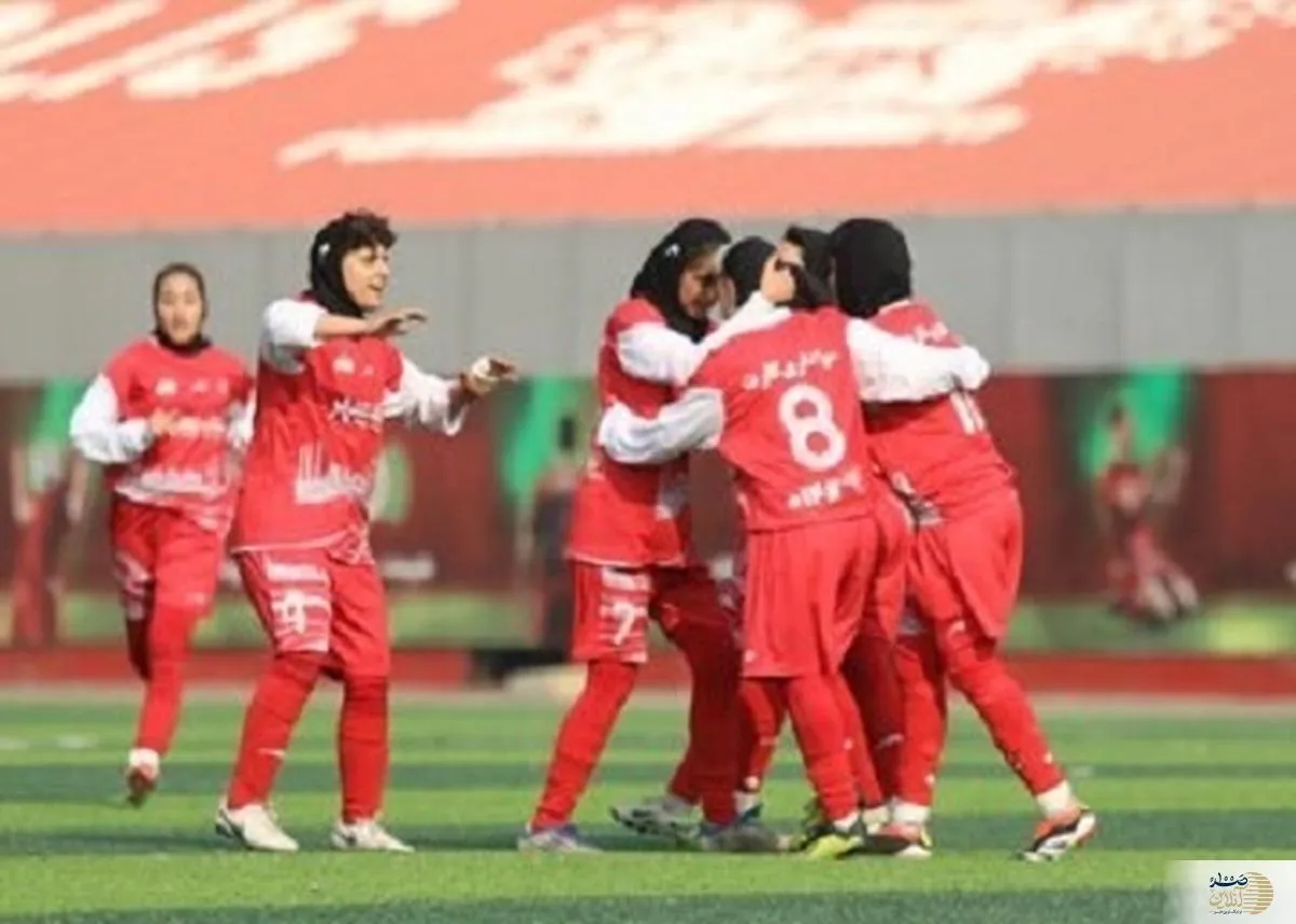 قرارداد ستاره پرسپولیس تمدید شد