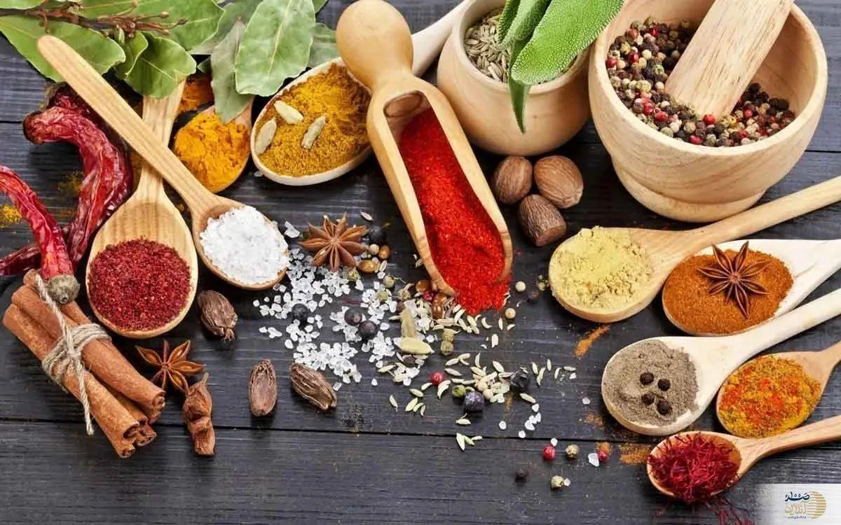 خداحافظی با گرمازدگی/ این ادویه‌ها معجزه می‌کنند!