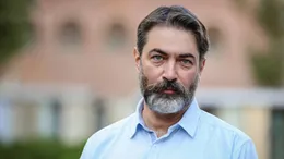 ویدئویی از پارسا پیروزفر و لعیا زنگنه که خبرساز شد!