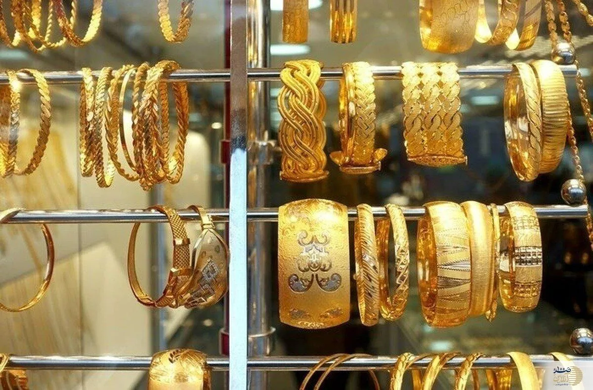 آخرین قیمت طلا و سکه امروز جمعه ۱۵ اسفند ۱۴۰۴ + جدول