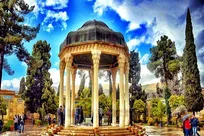 تفسیر غزل حافظ/ اَلمِنته لِله که درِ میکده باز است