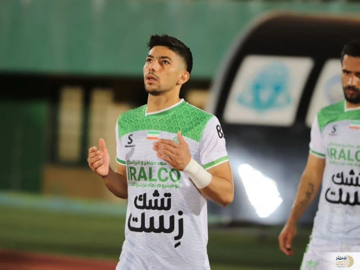 طعنه پرسپولیسی ها به سپاهان به خاطر لیموچی