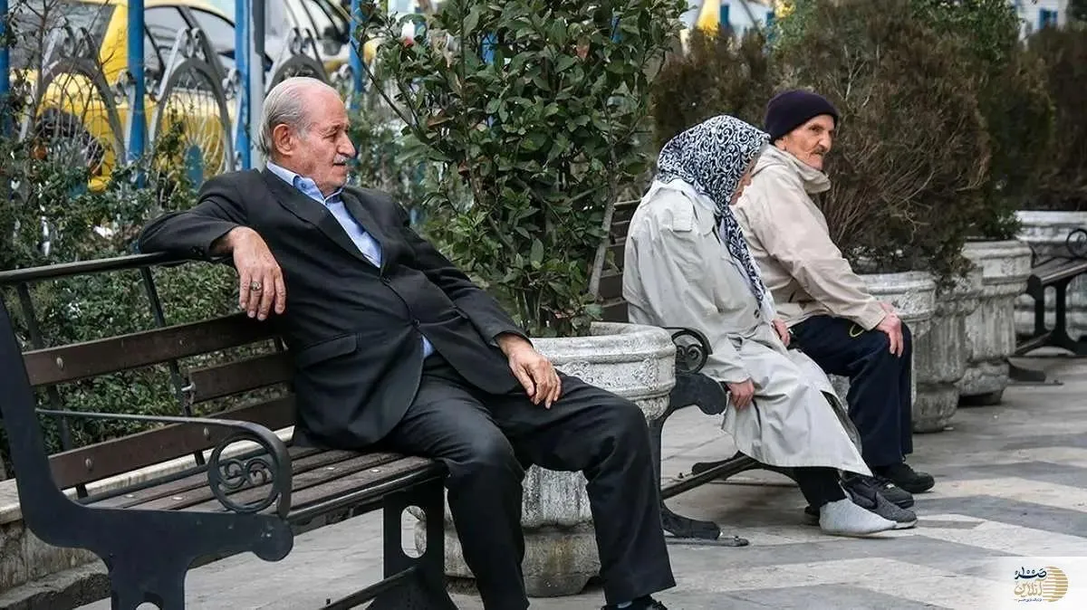 خبر مهم درباره بیمه تکمیلی بازنشستگان کشوری | شرایط تمدید چگونه است؟